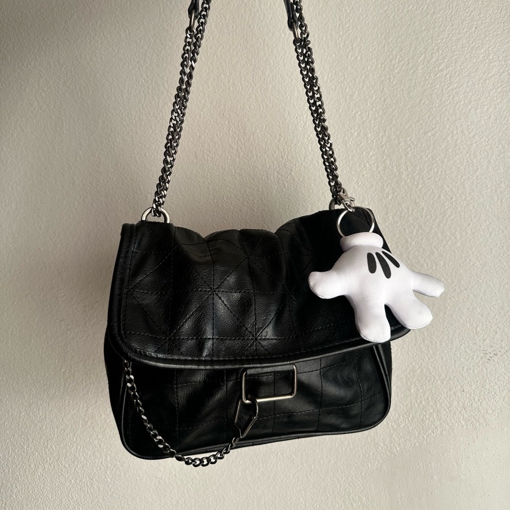 Zara Black Quilted Chain Shoulder Bag